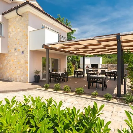 Maris Bed & Breakfast Punat