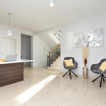 Maris Oda ve Kahvaltı