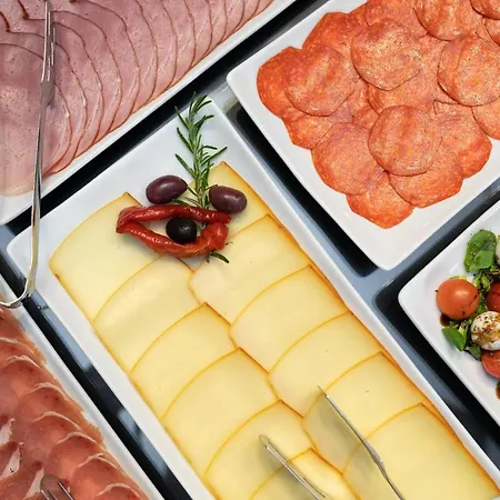 Maris Oda ve Kahvaltı