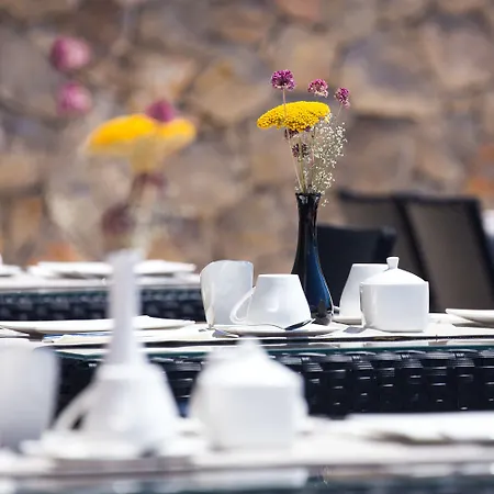 Maris Oda ve Kahvaltı 4*